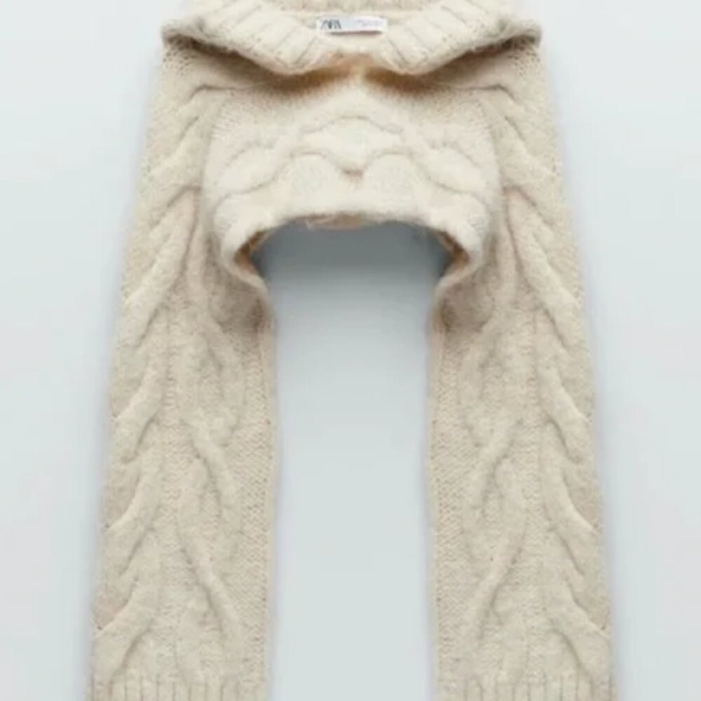 NWT Zara Ecru Hooded Cable-Knit Arm Warmer